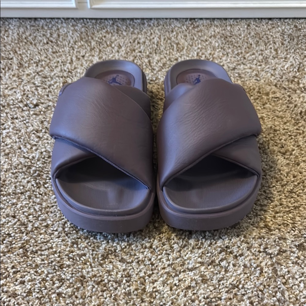 Jordan Purple Slides